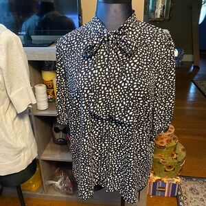 Classic bow tie blouse, Eloquii size 18.